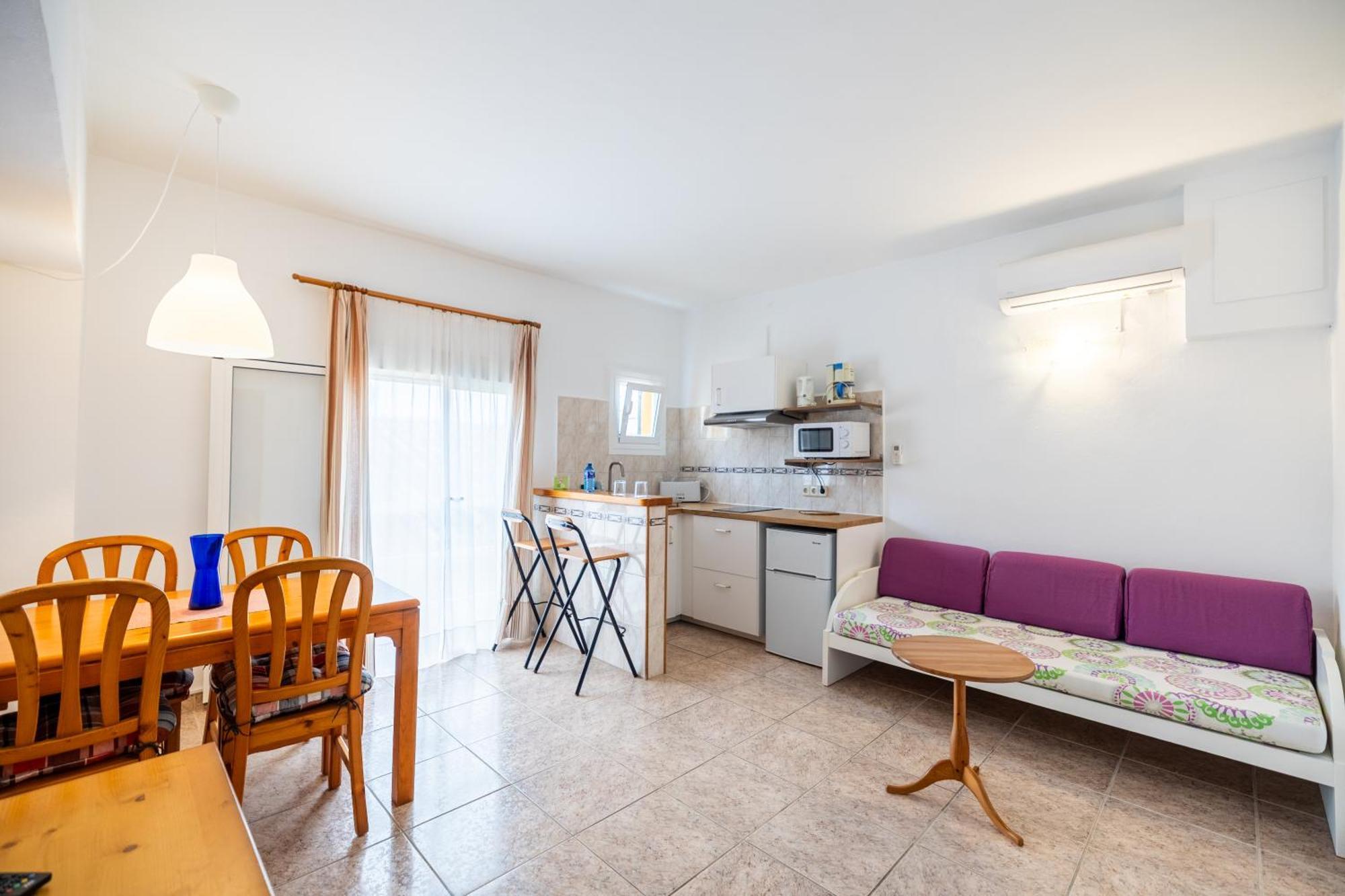 Hostal Doris - Adults Only Colonia de Sant Jordi Oda fotoğraf