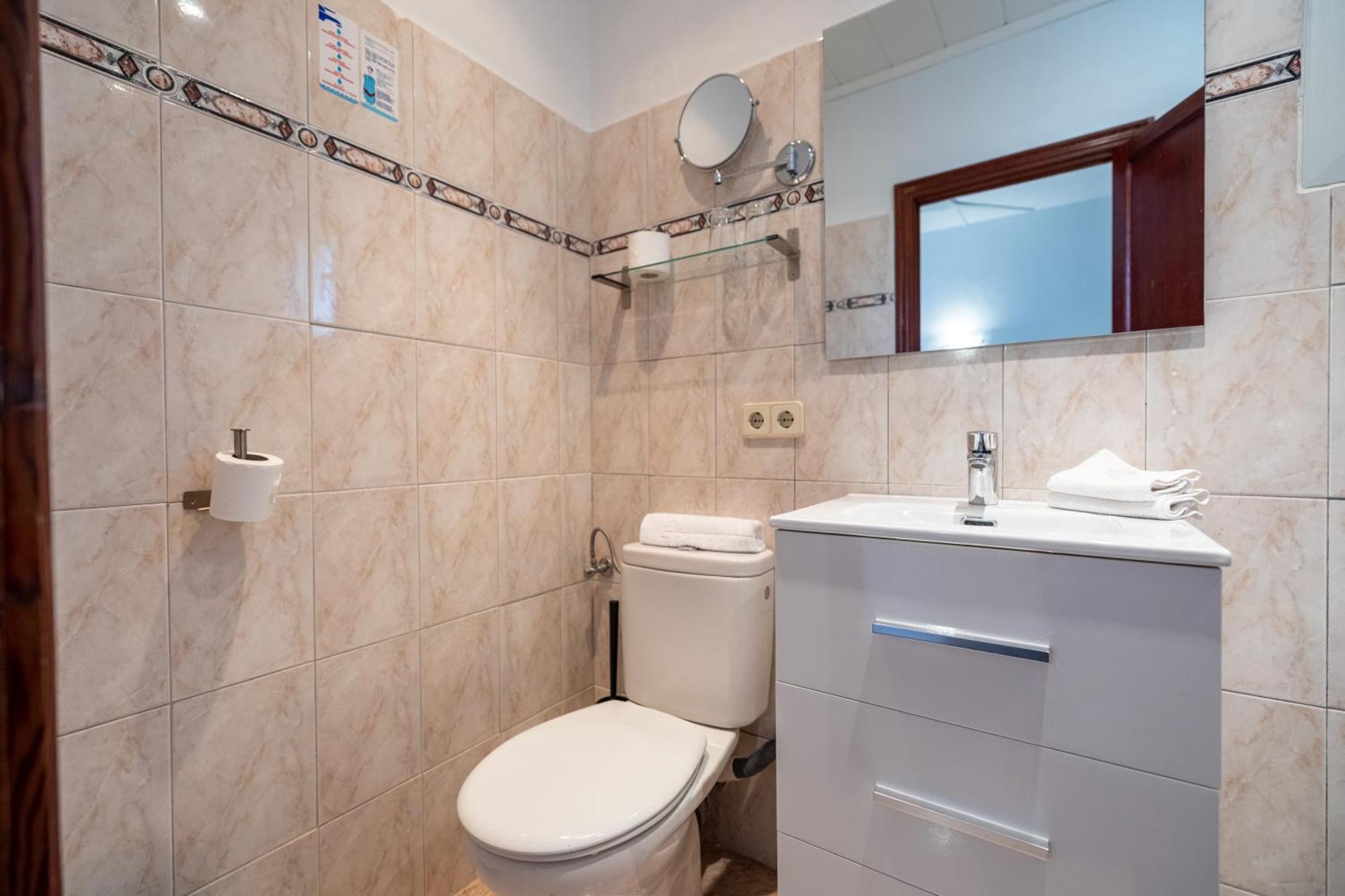 Hostal Doris - Adults Only Colonia de Sant Jordi Oda fotoğraf