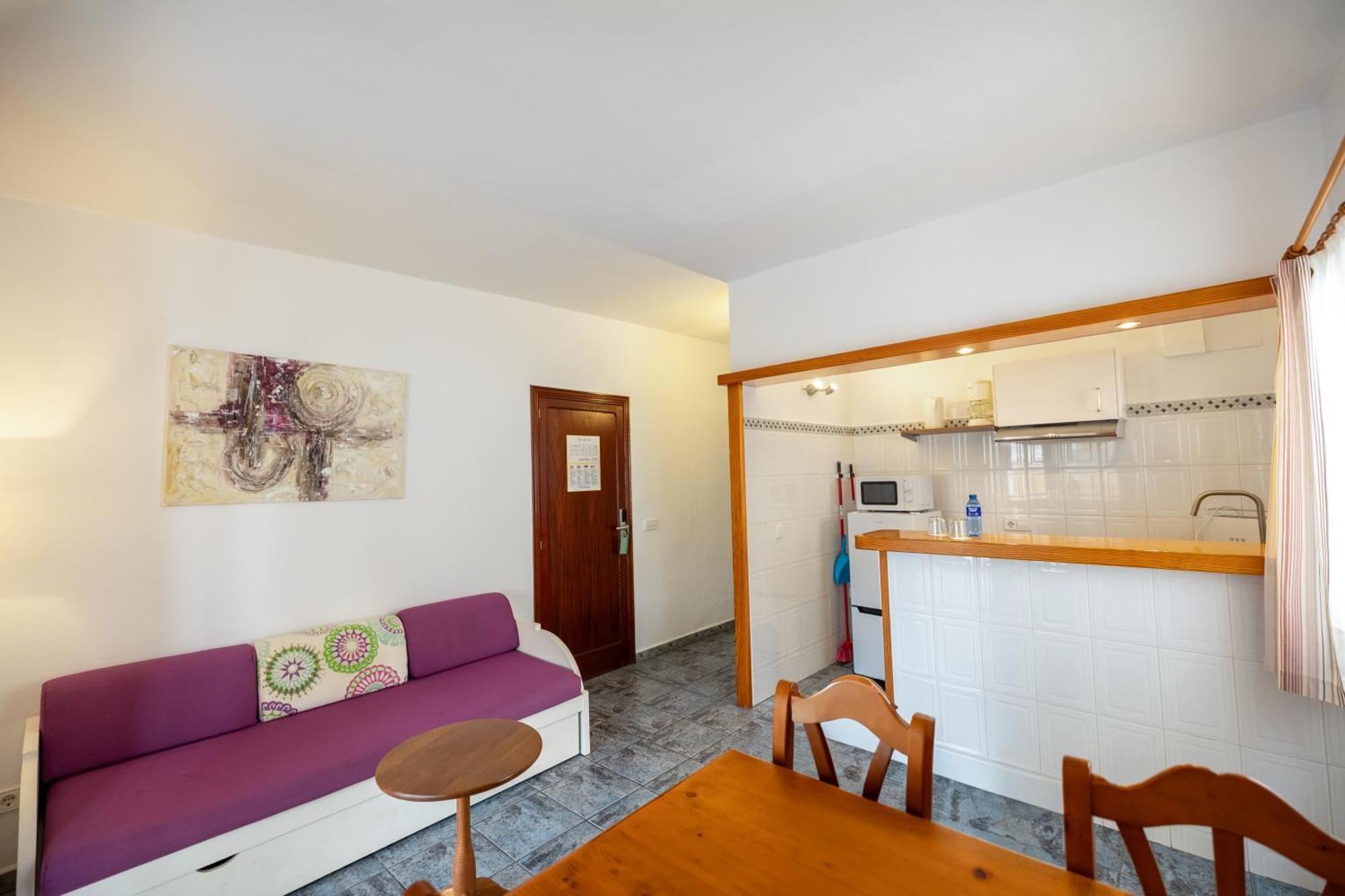 Hostal Doris - Adults Only Colonia de Sant Jordi Oda fotoğraf