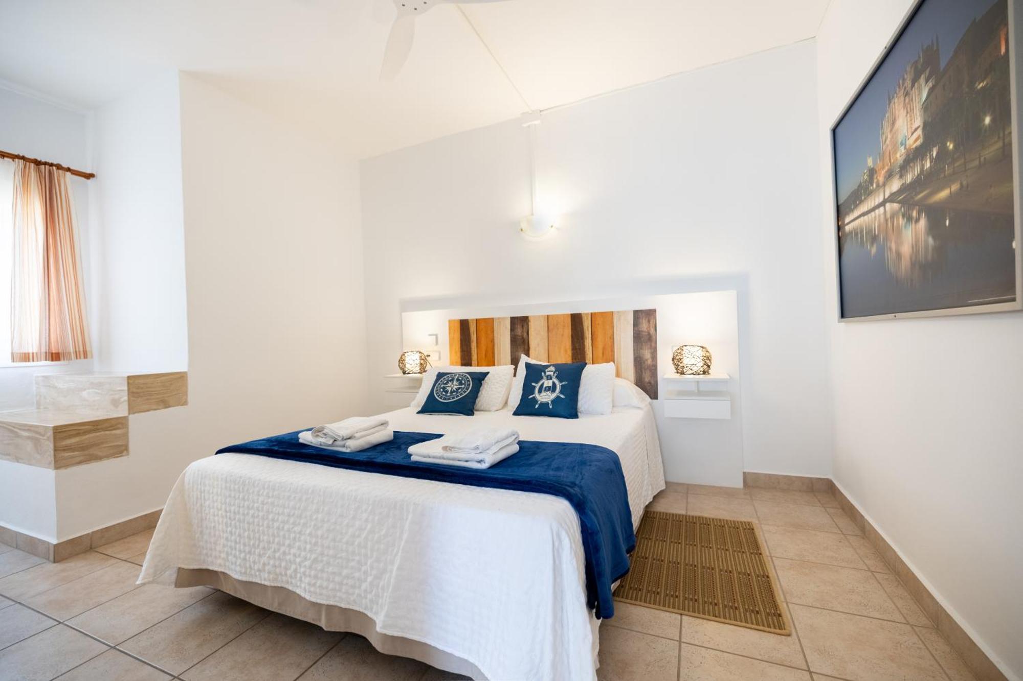 Hostal Doris - Adults Only Colonia de Sant Jordi Dış mekan fotoğraf