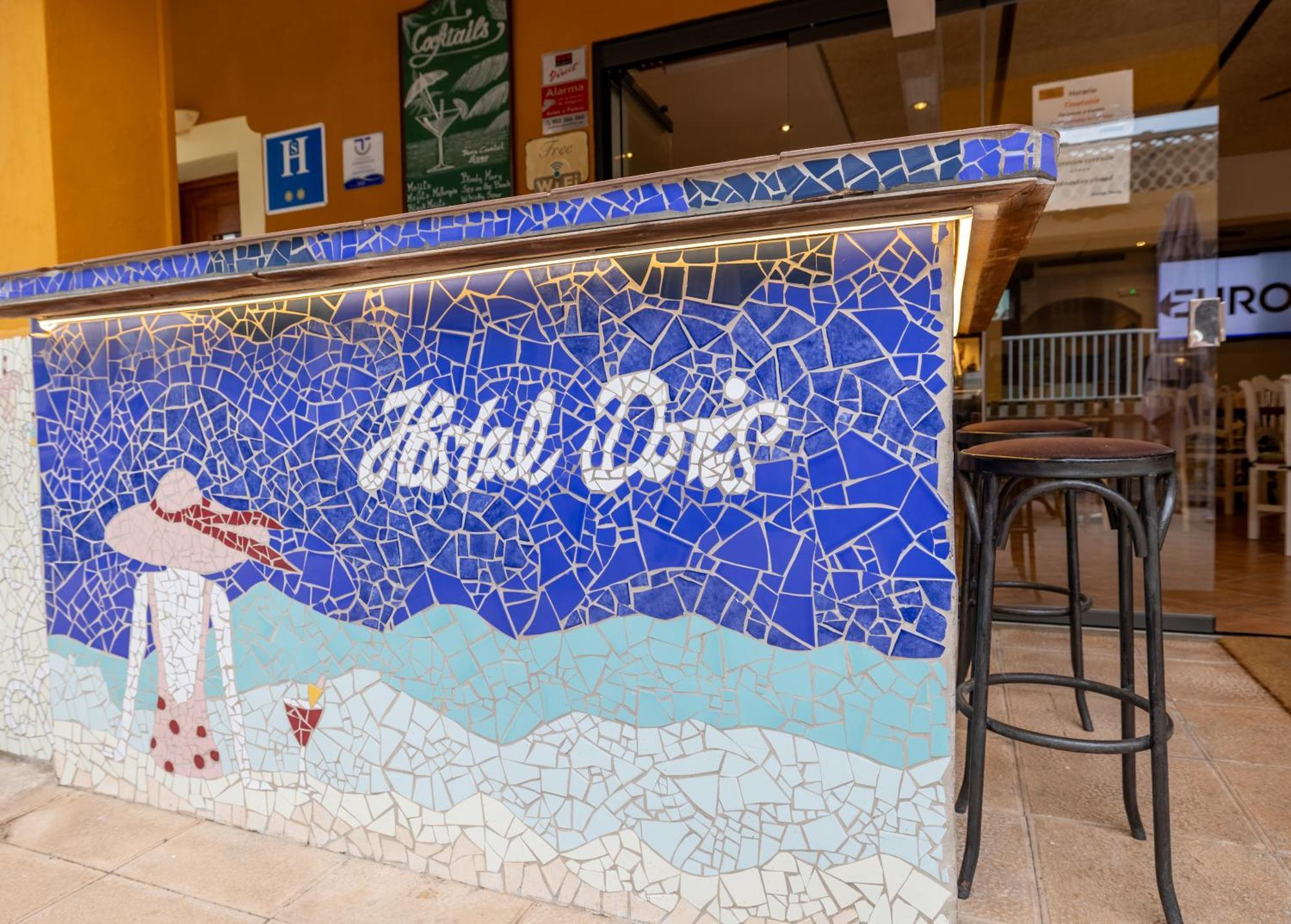 Hostal Doris - Adults Only Colonia de Sant Jordi Dış mekan fotoğraf